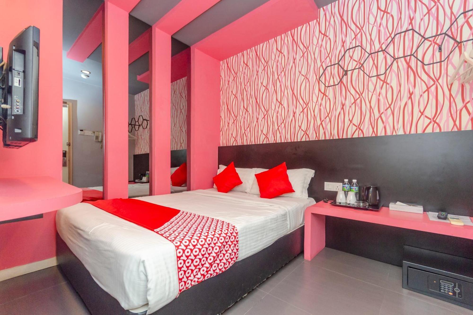 Oyo 902 Rooms Boutique Hotel Johor Bahru Exterior photo